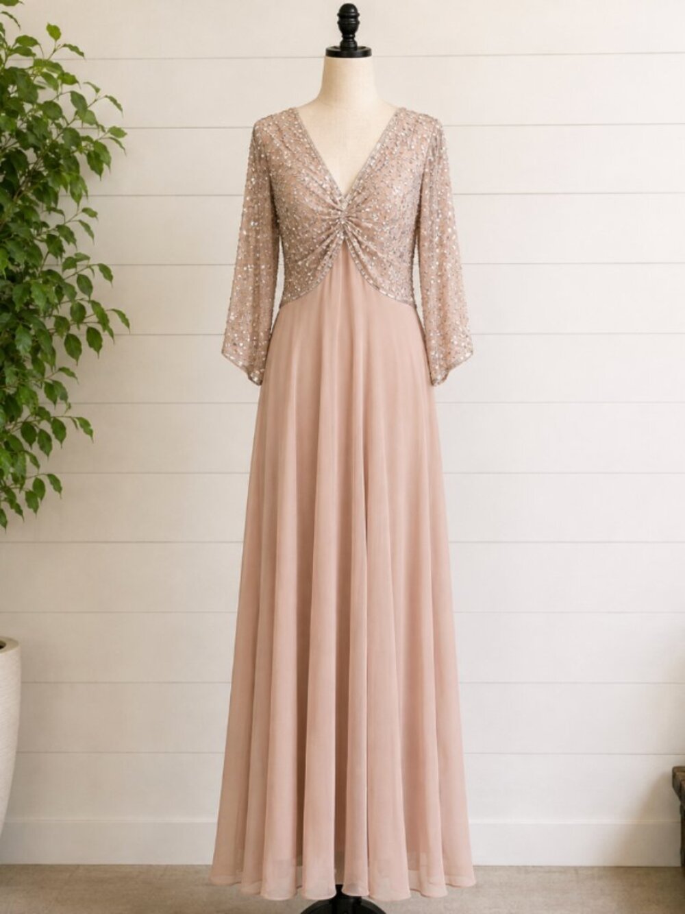 J KARA Womens Beaded Sequin Evening Gown Size 10 Blush 3/4 Sleeve V Neck NWT